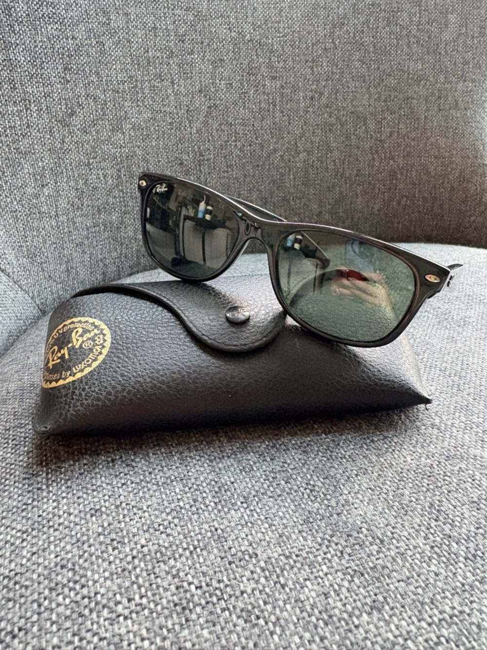 Authentic Ray-Ban New Wayfarer Black Sunglasses